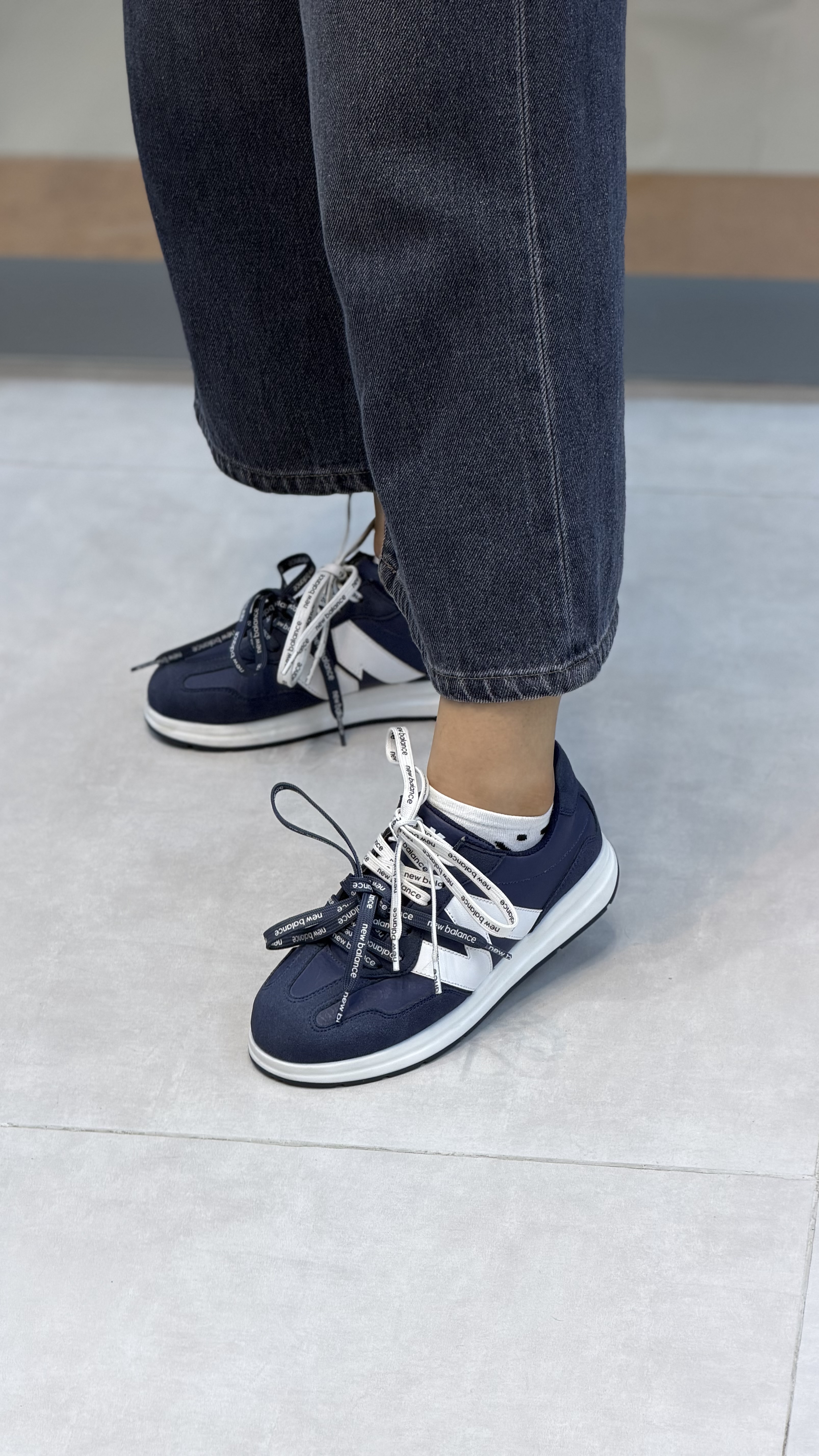 کتونی نیوبالانس سورمه ای